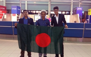 Students with Bangladesh Flag